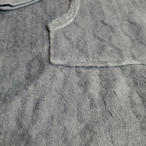 Denver Hayes Women's Plush Velour Hooded Night Pajamas Shirt New w/ Tags Small - Picture 11 of 11